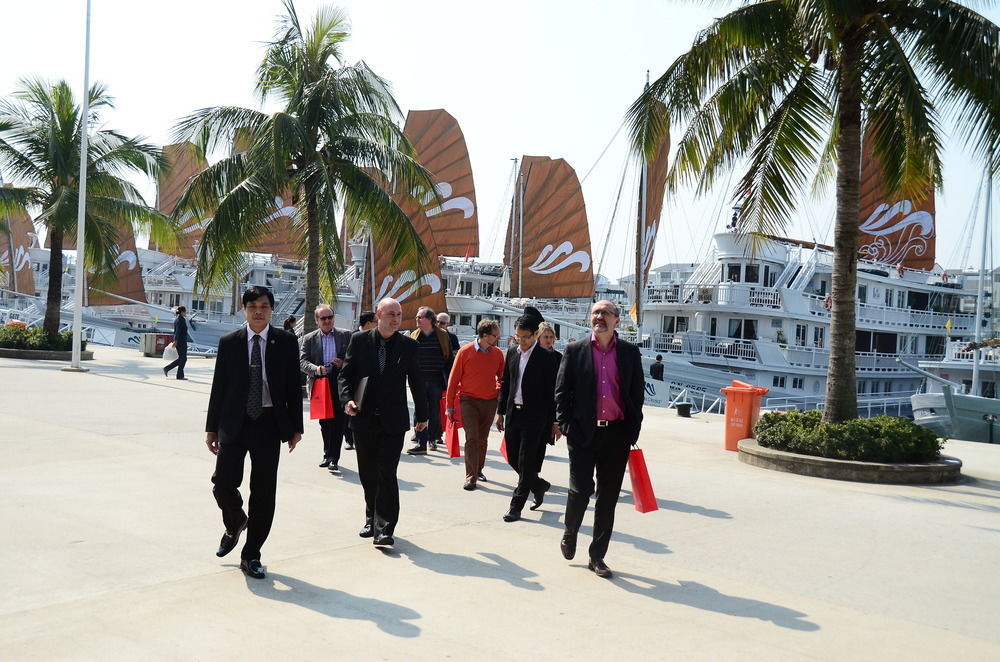 Paradise Sails Cruise Ha Long Exterior foto